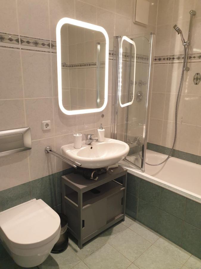 *****Saxonia De Luxe***** Neue & Hochwertige 50Qm² 2-Zimmer-Ferienwohnung In Chemnitz Mit Parkplatz & Wie Zuhause Wohlfuehlatmosphaere - My Feel@Home Apartment In Chemnitz Eksteriør bilde